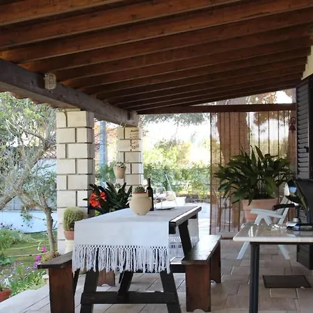 Prázdninový dům Di Campagna Vicino Al Mare