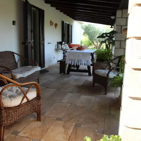 Di Campagna Vicino Al Mare Holiday home Orosei